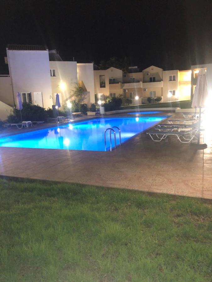 Dimitris Apartments Platanés Exterior foto